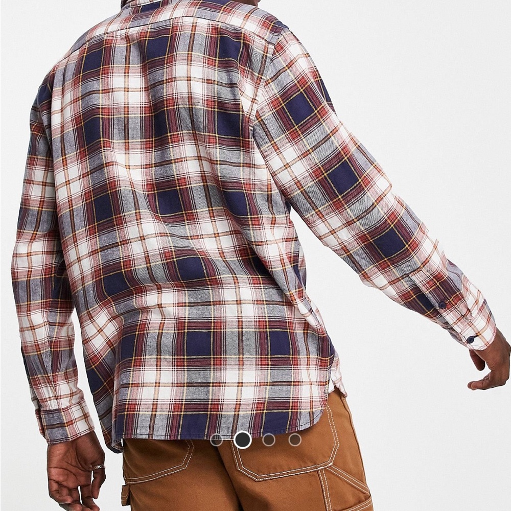 Levi’s Plaid Button up Shirt